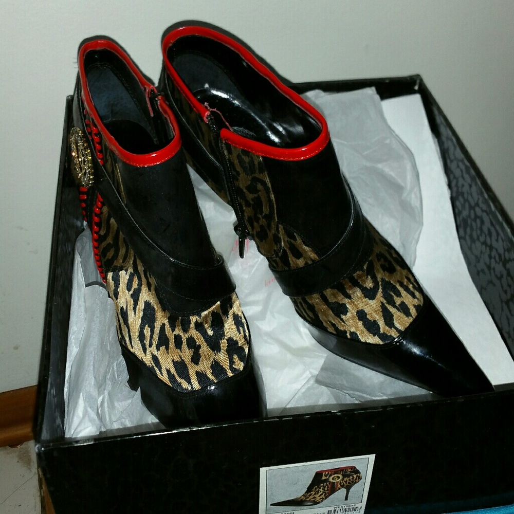 Baby phat heels boots